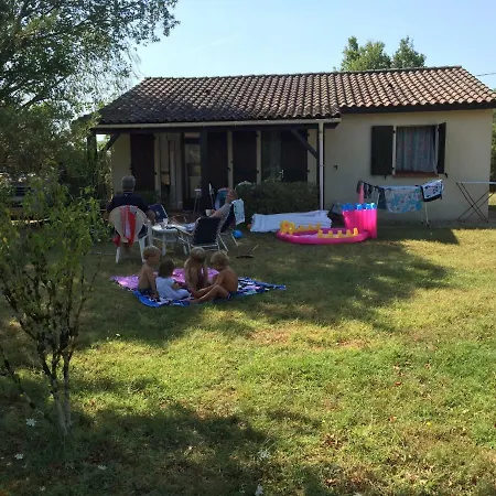 Village de vacances Sol Del Deyme Dordogne_lot 11 Villas Salviac